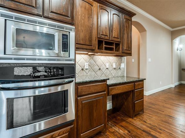 1854  Masters Drive , DeSoto Texas 75115