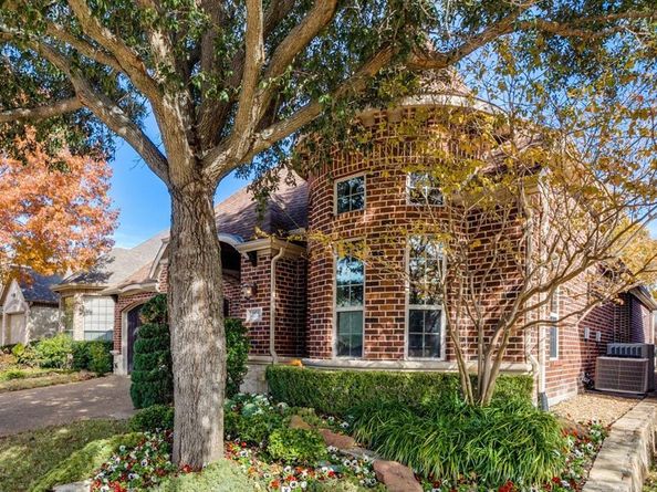 1854  Masters Drive , DeSoto Texas 75115