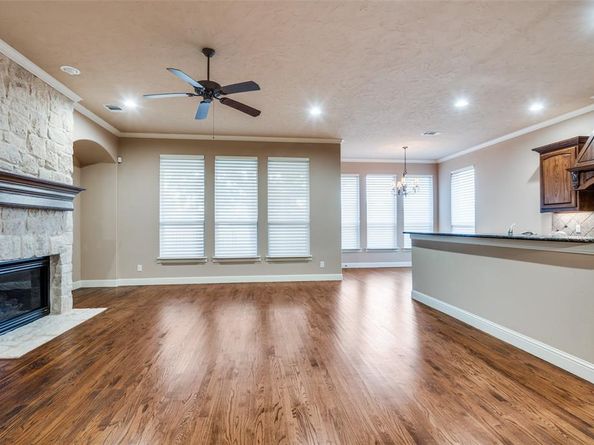 1854  Masters Drive , DeSoto Texas 75115