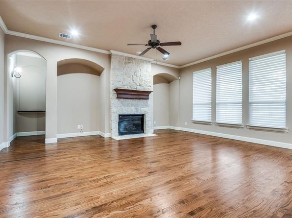 1854  Masters Drive , DeSoto Texas 75115