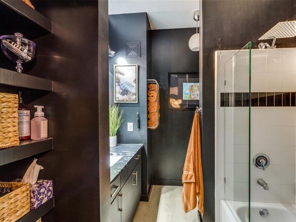 221 W Lancaster Avenue  2001, Fort Worth Texas 76102