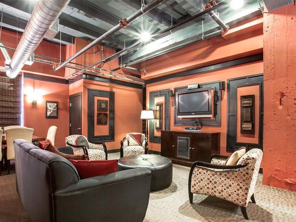 221 W Lancaster Avenue  2001, Fort Worth Texas 76102