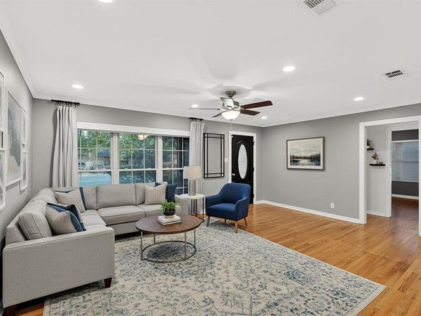 1411  Oriole Lane , Garland Texas 75042