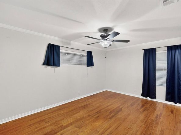 1411  Oriole Lane , Garland Texas 75042