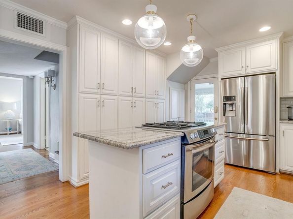 2528  Shirley Avenue , Fort Worth Texas 76109