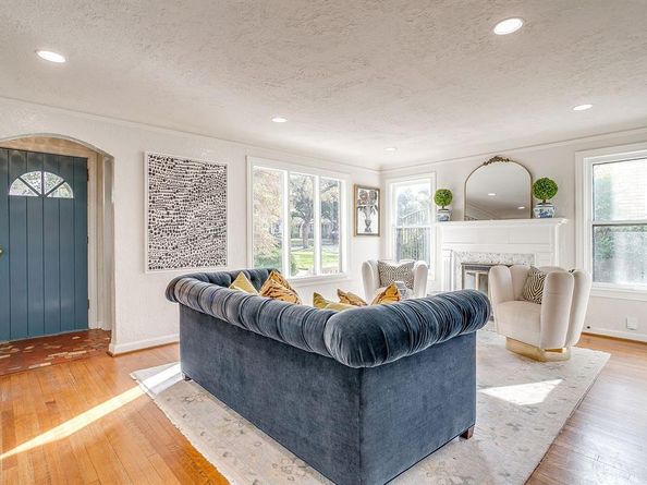 2528  Shirley Avenue , Fort Worth Texas 76109