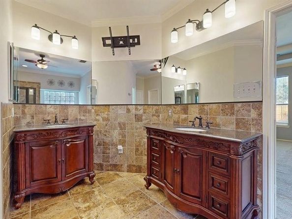 200  Patricia Lane , Highland Village Texas 75077