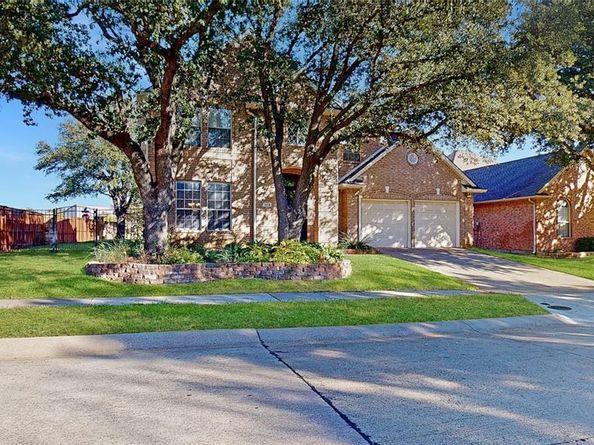200  Patricia Lane , Highland Village Texas 75077