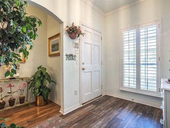 300 E REDBUD Lane , Lancaster Texas 75146