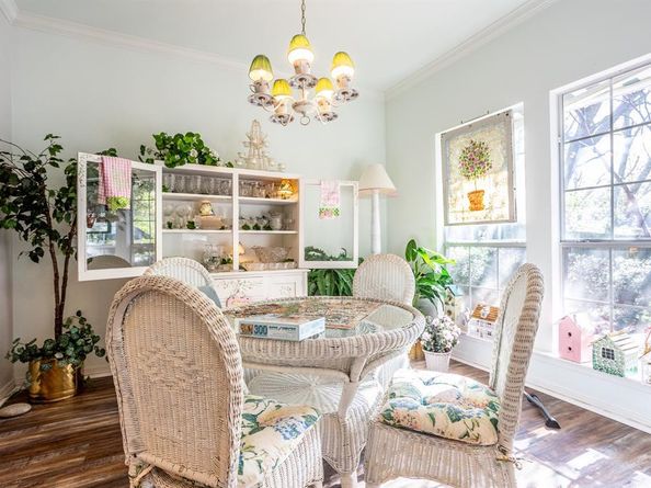 300 E REDBUD Lane , Lancaster Texas 75146