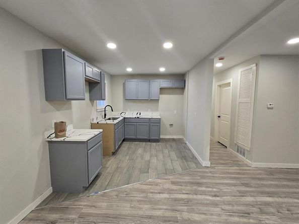 3007  Shenstone Drive , Dallas Texas 75228