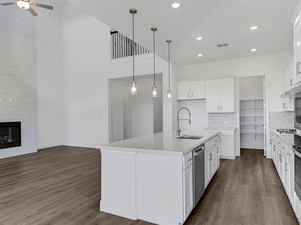 419  Chatham Street , Oak Point Texas 75068