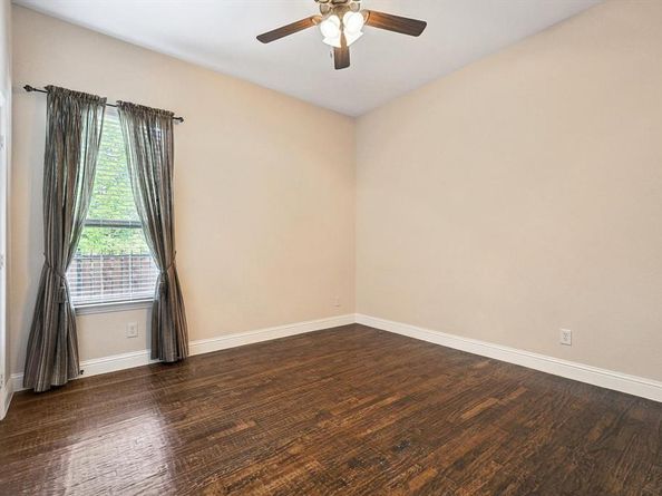 1560  Karen Drive , Argyle Texas 76226