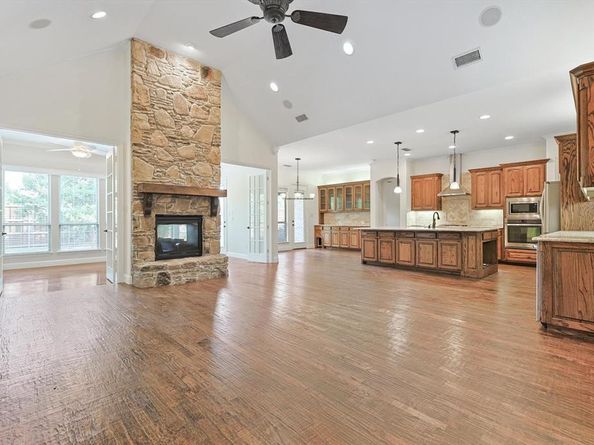 1560  Karen Drive , Argyle Texas 76226