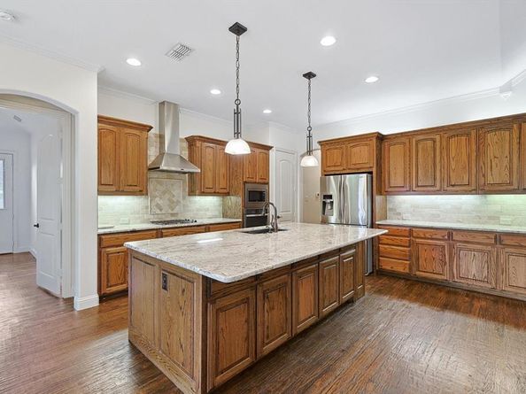 1560  Karen Drive , Argyle Texas 76226