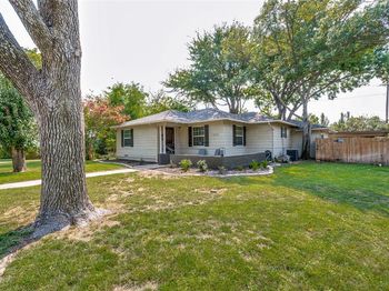 8543  Glencrest Lane 