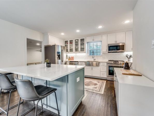 8543  Glencrest Lane , Dallas Texas 75209