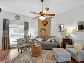 420  Meadowcrest Drive , Azle Texas 76020