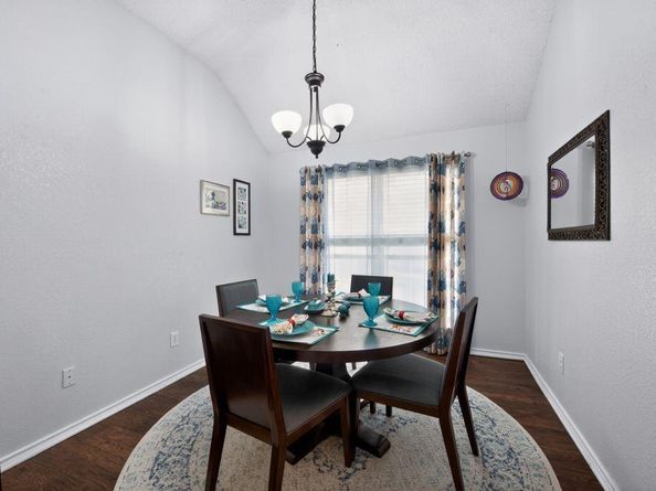 420  Meadowcrest Drive , Azle Texas 76020