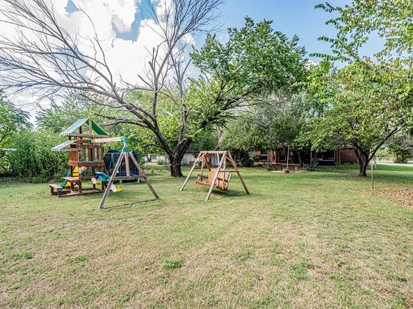 800  Stella Mae Drive , Fort Worth Texas 76028