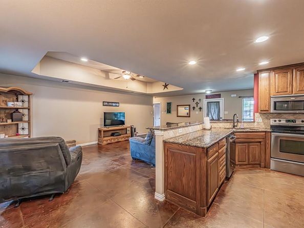 800  Stella Mae Drive , Fort Worth Texas 76028