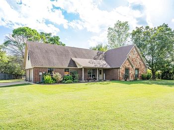 800  Stella Mae Drive 