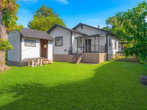 1811  Denver Avenue , Fort Worth Texas 76164