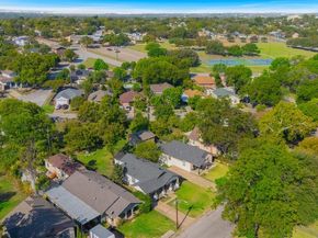 1811  Denver Avenue , Fort Worth Texas 76164