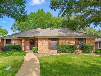 1533  Gunnison Trail 