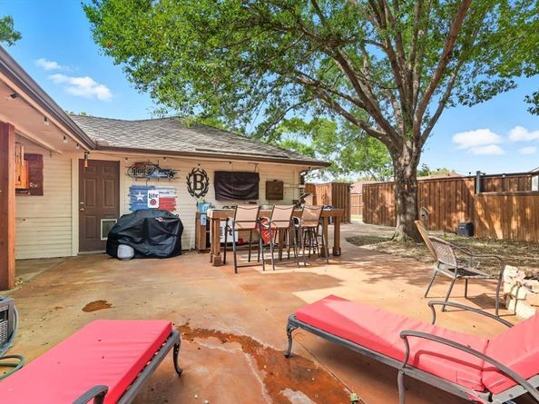 1533  Gunnison Trail , Lewisville Texas 75077
