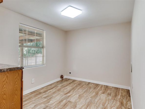 1109  Parkway Drive , Garland Texas 75040