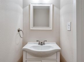 1109  Parkway Drive , Garland Texas 75040