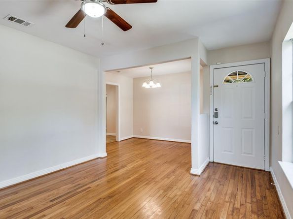 1109  Parkway Drive , Garland Texas 75040