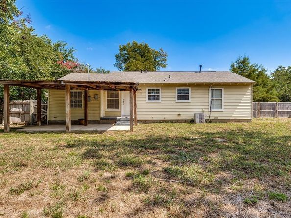 1109  Parkway Drive , Garland Texas 75040