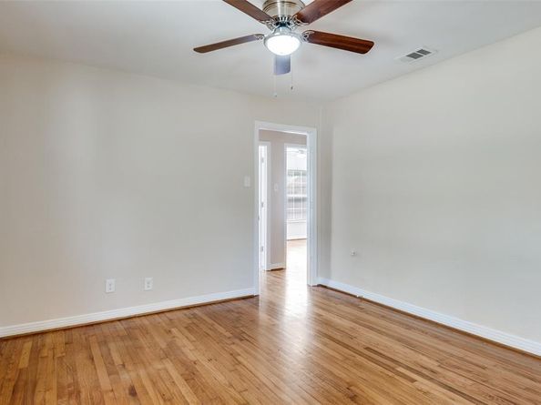 1109  Parkway Drive , Garland Texas 75040