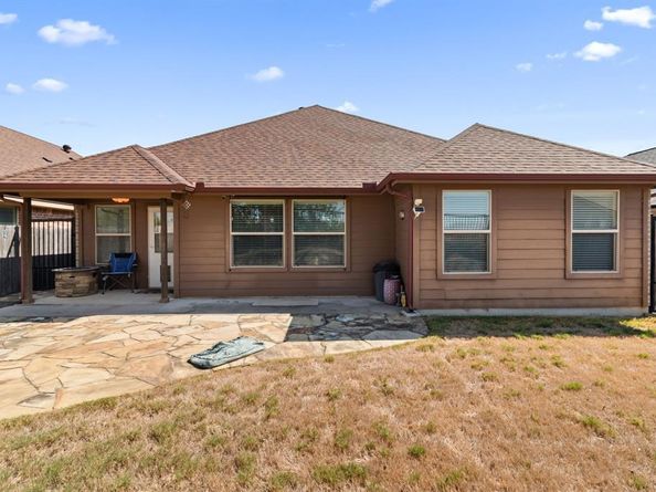 2424  Wakecrest Drive , Fort Worth Texas 76108