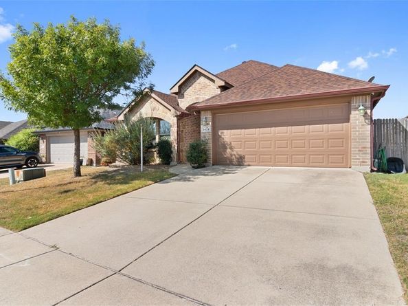 2424  Wakecrest Drive , Fort Worth Texas 76108