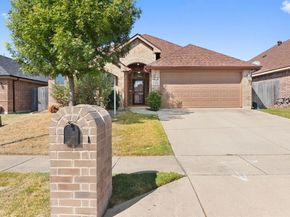2424  Wakecrest Drive , Fort Worth Texas 76108