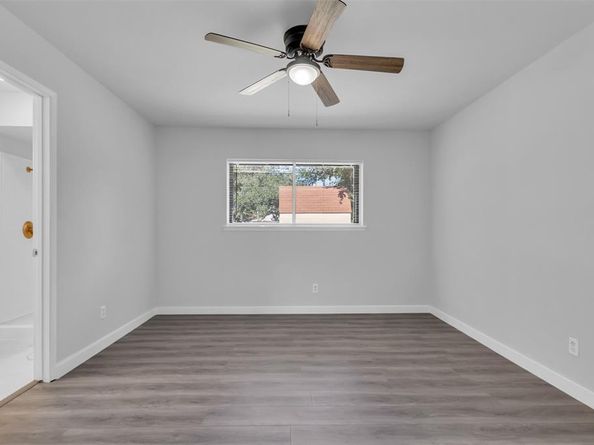 710  Country Lane , Grand Prairie Texas 75052