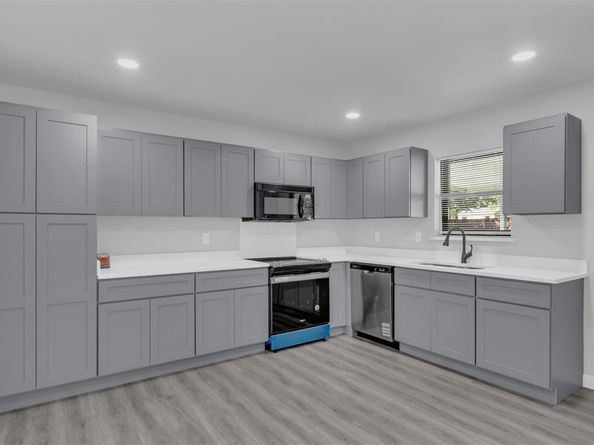 710  Country Lane , Grand Prairie Texas 75052