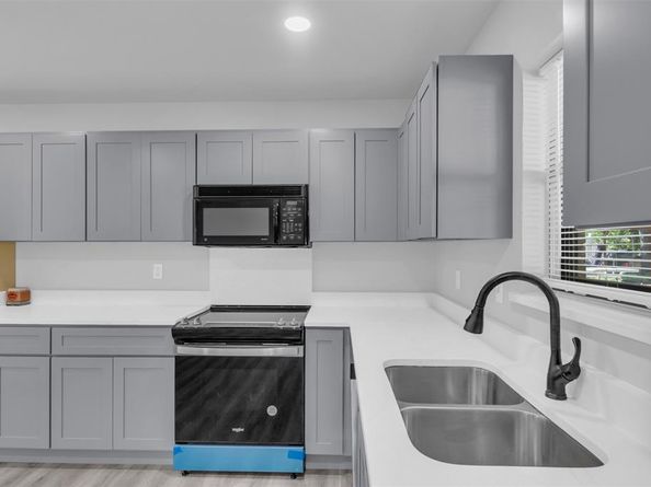 710  Country Lane , Grand Prairie Texas 75052