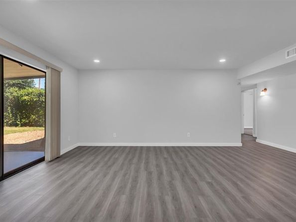 710  Country Lane , Grand Prairie Texas 75052