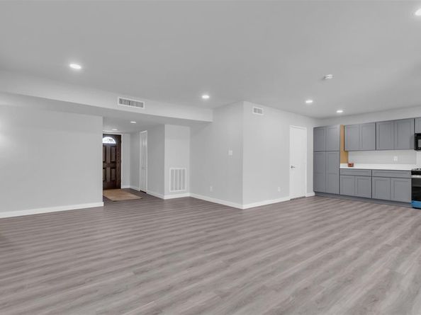 710  Country Lane , Grand Prairie Texas 75052