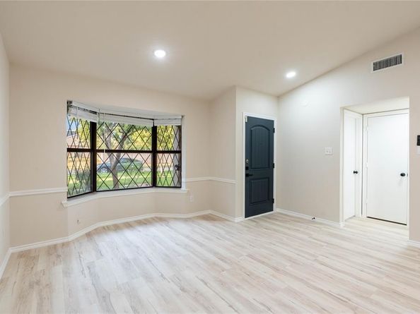2422  Sword Drive , Garland Texas 75044