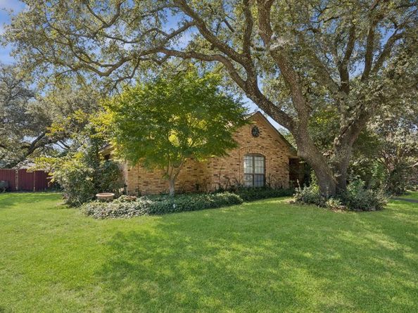 3718  Thornhill Way , Rowlett Texas 75088