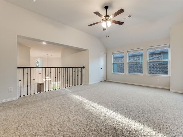 6142  Hollywood Drive , Irving Texas 75039