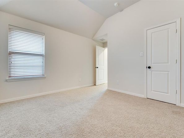 6142  Hollywood Drive , Irving Texas 75039