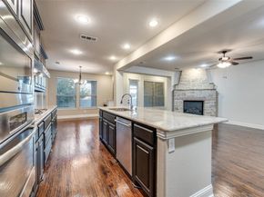 6142  Hollywood Drive , Irving Texas 75039