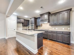 6142  Hollywood Drive , Irving Texas 75039