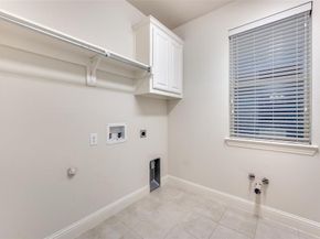 6142  Hollywood Drive , Irving Texas 75039